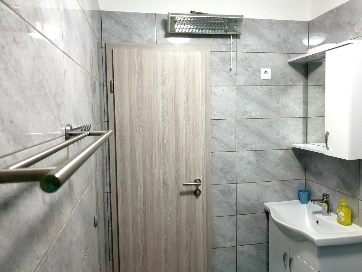 PUY Apartment Mon Cheri-Located In A Quiet Neighbourhood Near Beaches Free Parking מראה חיצוני תמונה