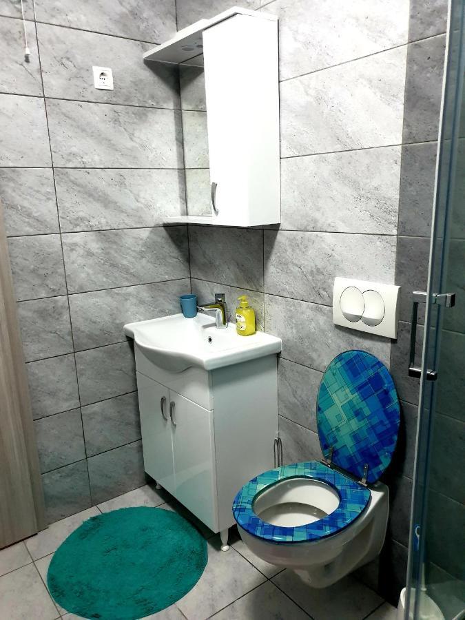 PUY Apartment Mon Cheri-Located In A Quiet Neighbourhood Near Beaches Free Parking מראה חיצוני תמונה