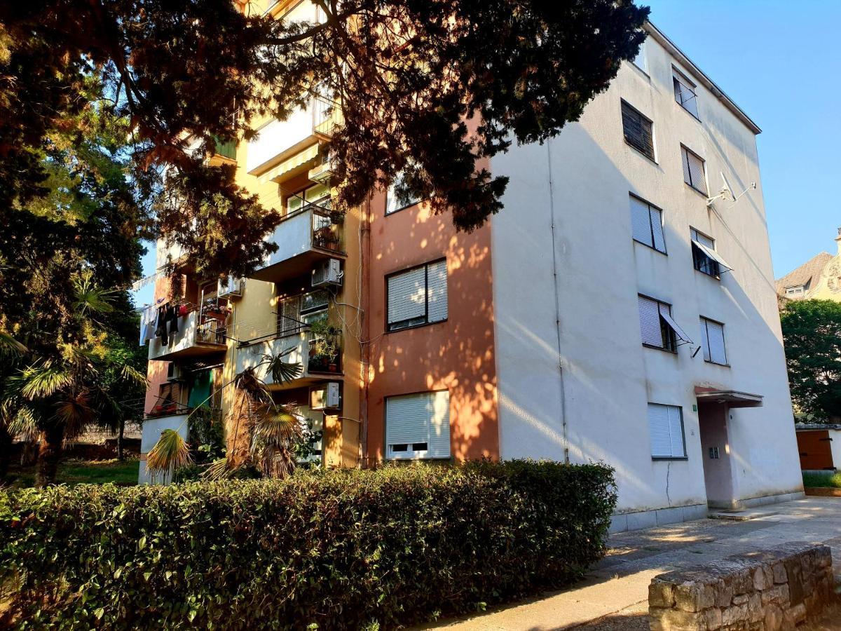 PUY Apartment Mon Cheri-Located In A Quiet Neighbourhood Near Beaches Free Parking מראה חיצוני תמונה