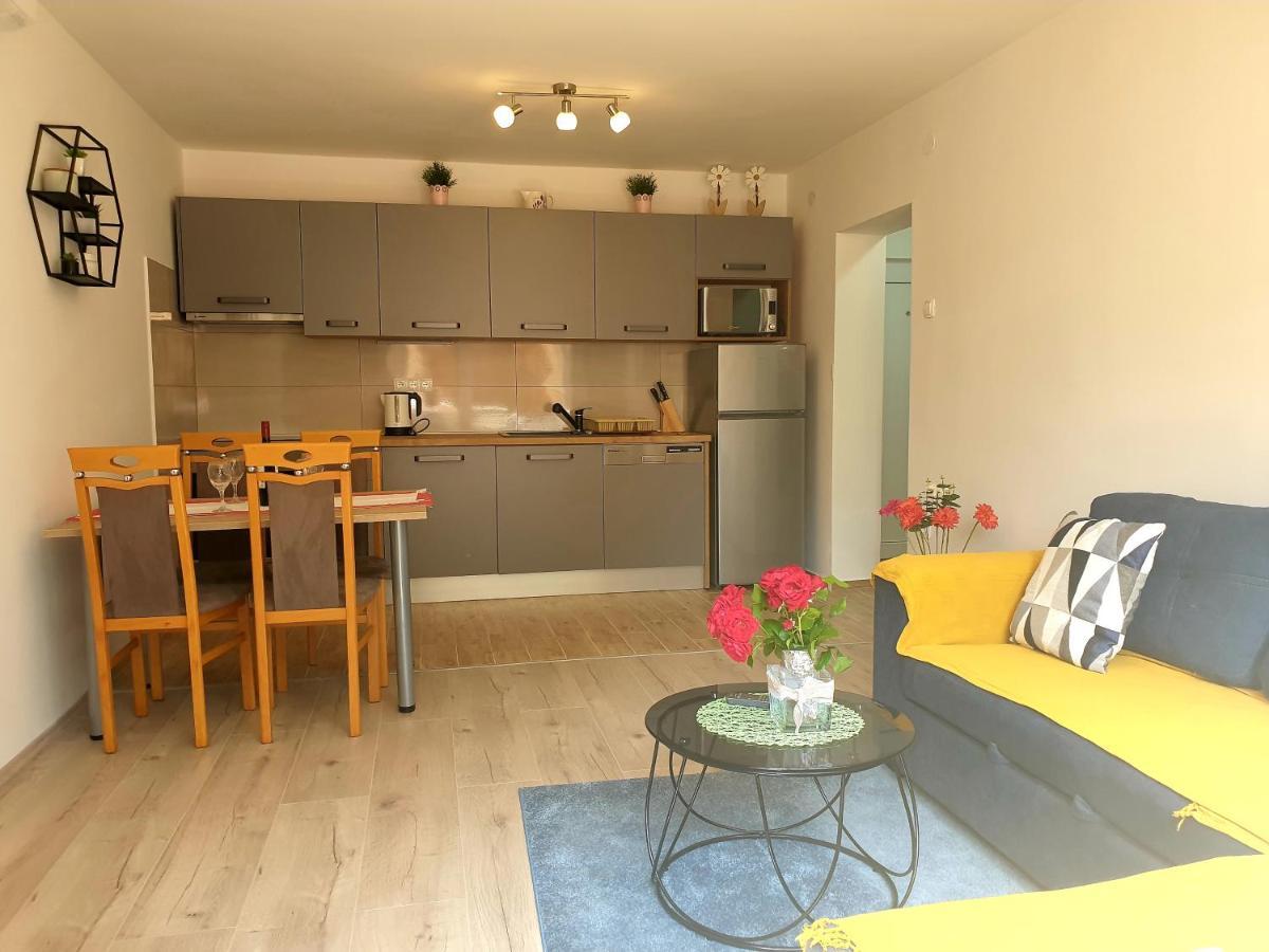 PUY Apartment Mon Cheri-Located In A Quiet Neighbourhood Near Beaches Free Parking מראה חיצוני תמונה